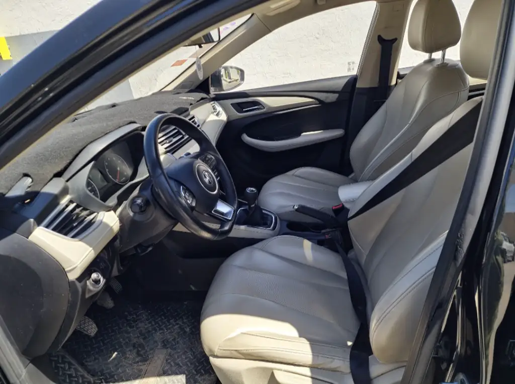 MG MG 5 - Photo 6