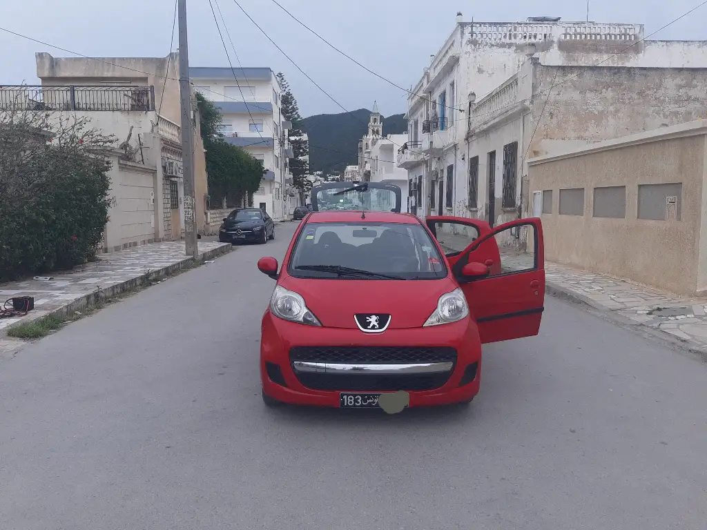 Peugeot 107 2012