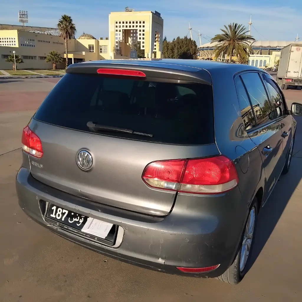 Volkswagen Golf - Photo 2