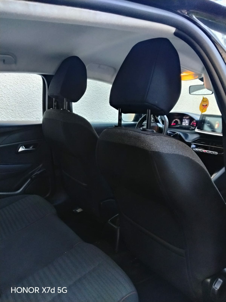 Peugeot 208 - Photo 4