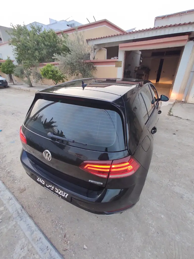 Volkswagen Golf - Photo 3