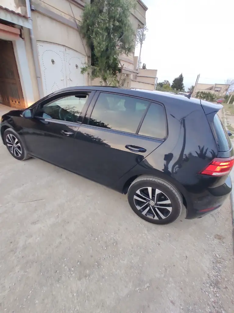 Volkswagen Golf - Photo 4