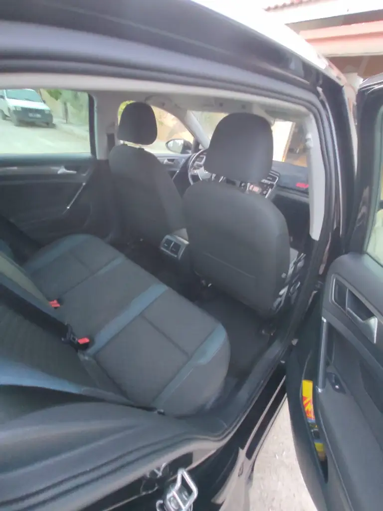Volkswagen Golf - Photo 5