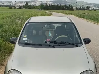 Opel Corsa 1996 350 km