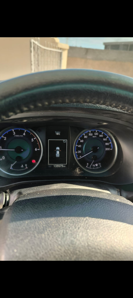 Toyota Hilux - Photo 6