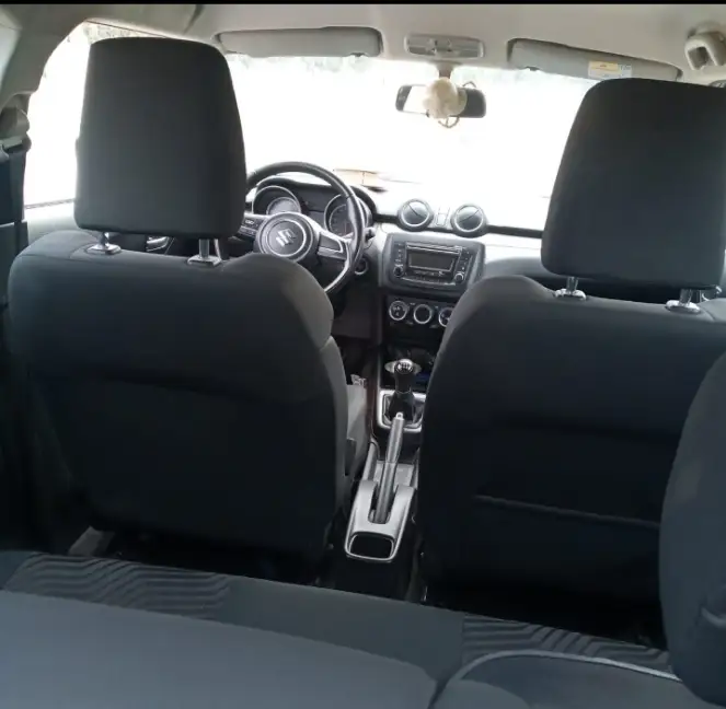 Suzuki Swift - Photo 5