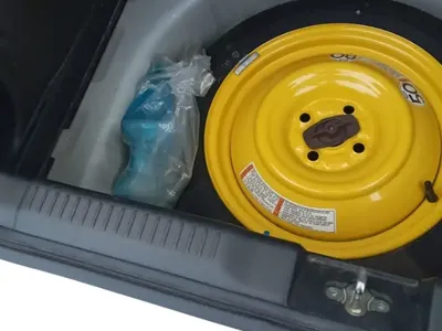 Suzuki Swift - Photo 3