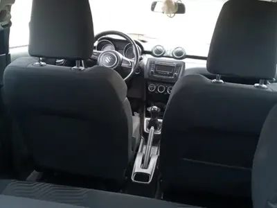 Suzuki Swift - Photo 2
