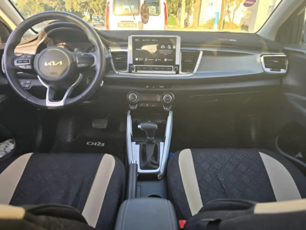 Kia RIO - Photo 6