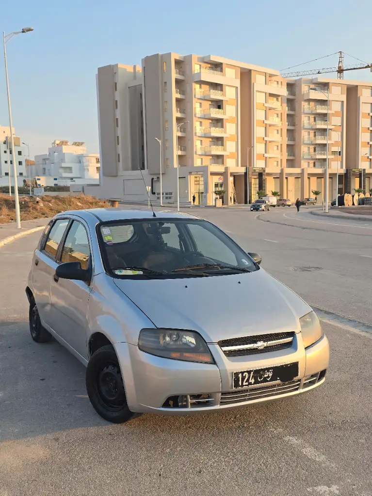 Chevrolet AVEO - Photo 2