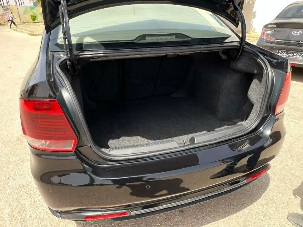 Volkswagen Polo - Photo 6