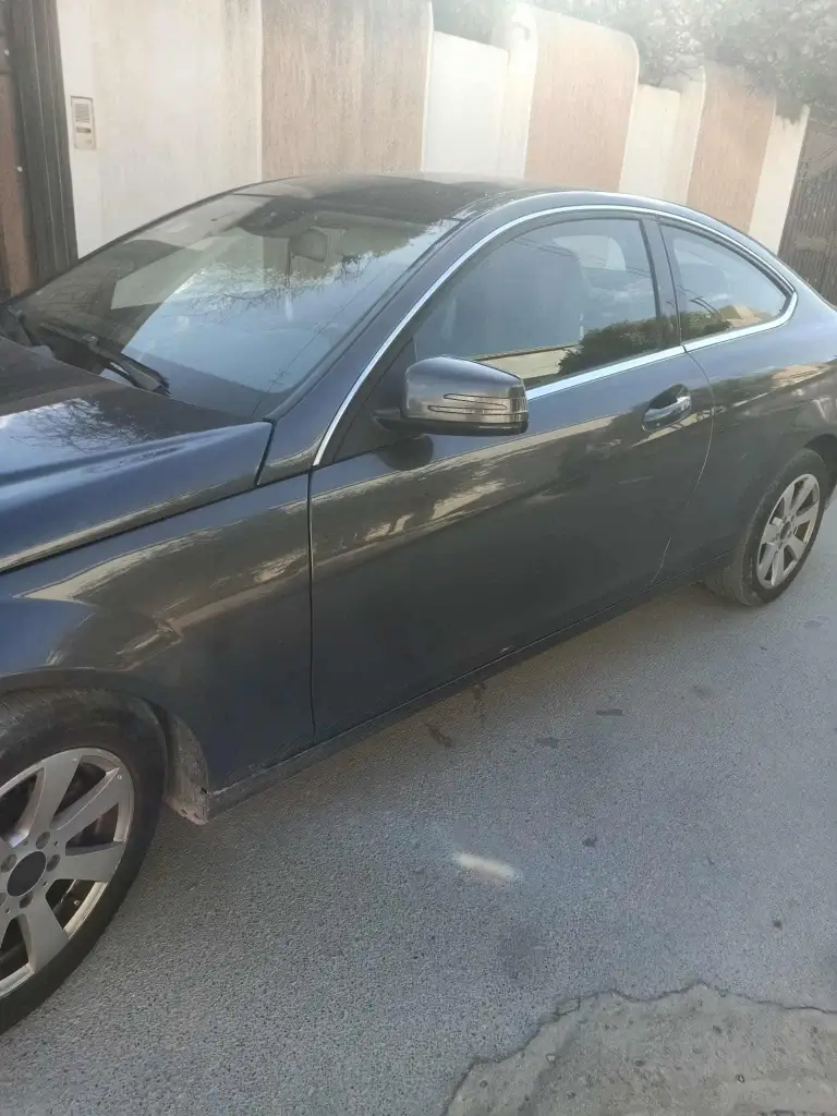 Mercedes Classe C - Photo 2