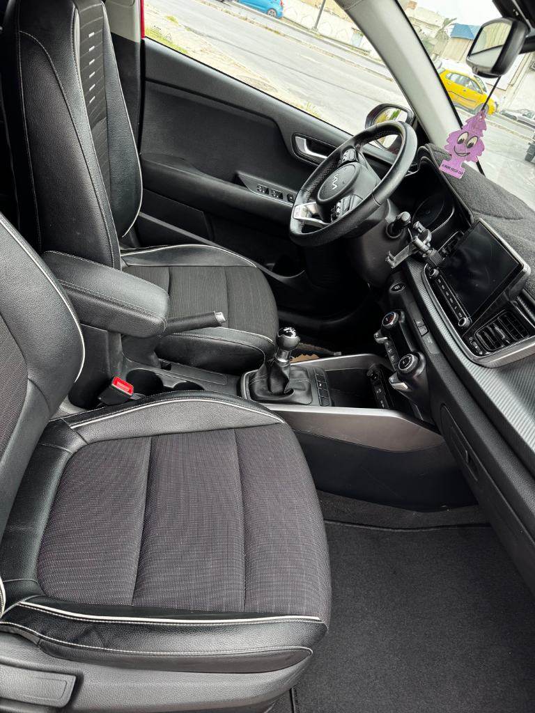 Kia RIO X-LINE - Photo 10