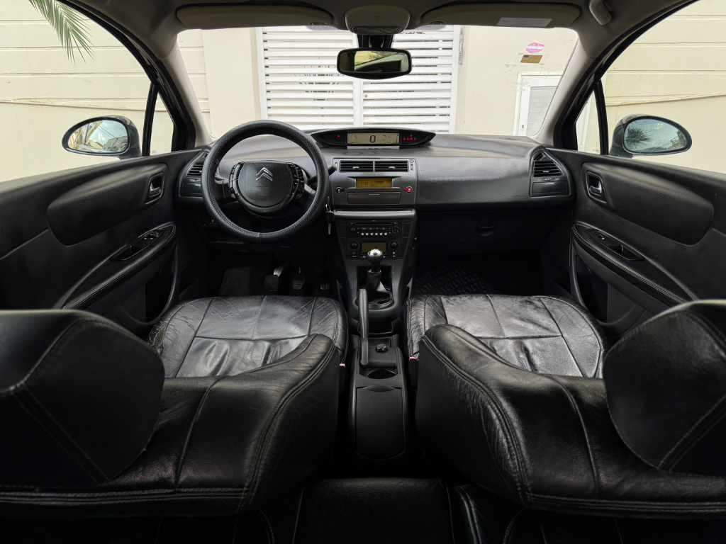 Citroen C4 - Photo 10
