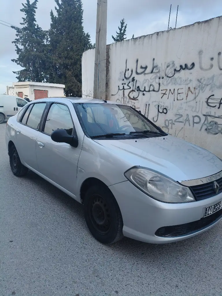 Renault Symbol - Photo 4