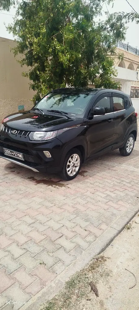 Mahindra KUV 100 - Photo 2