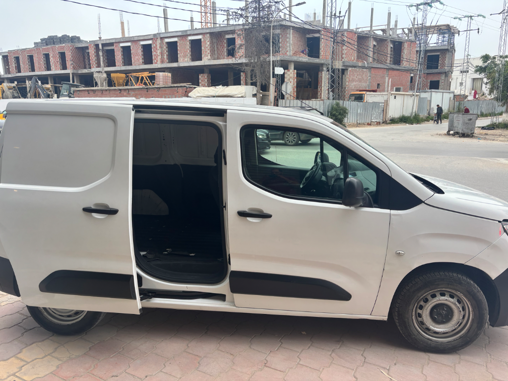Peugeot Partner - Photo 6