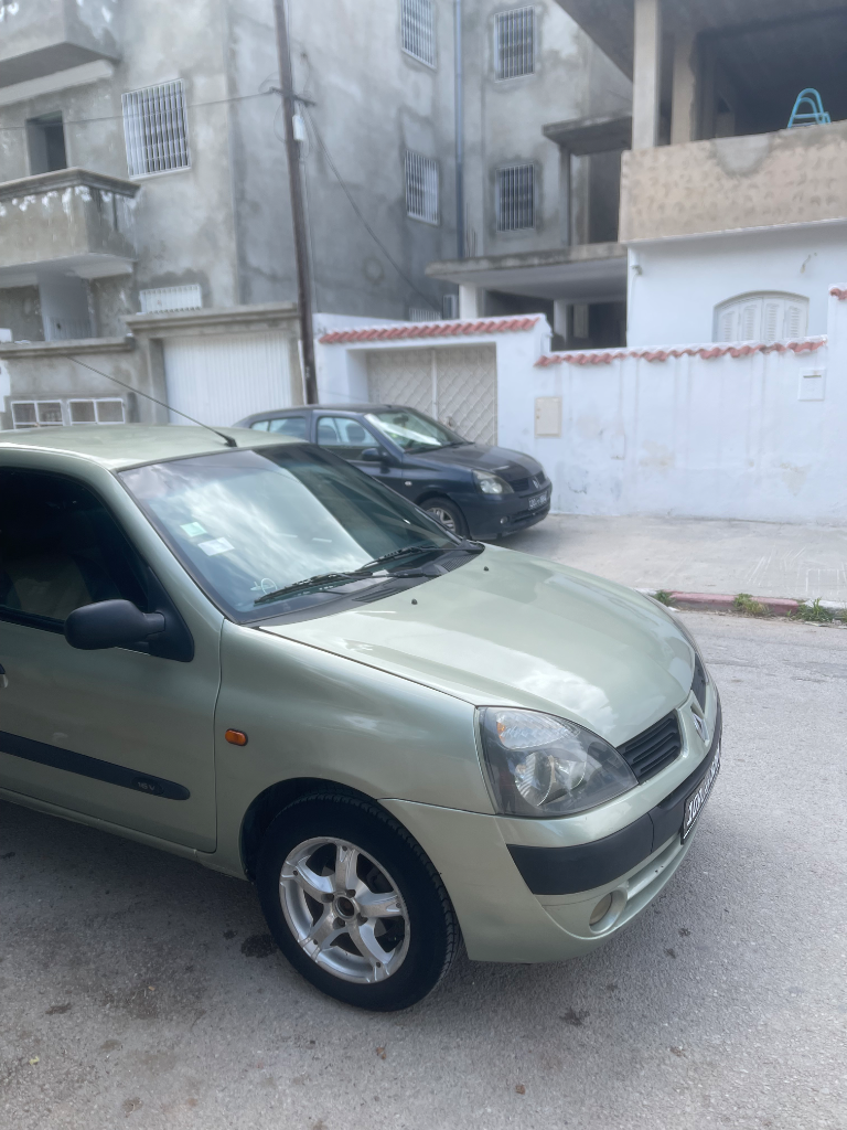 Renault Clio - Photo 6