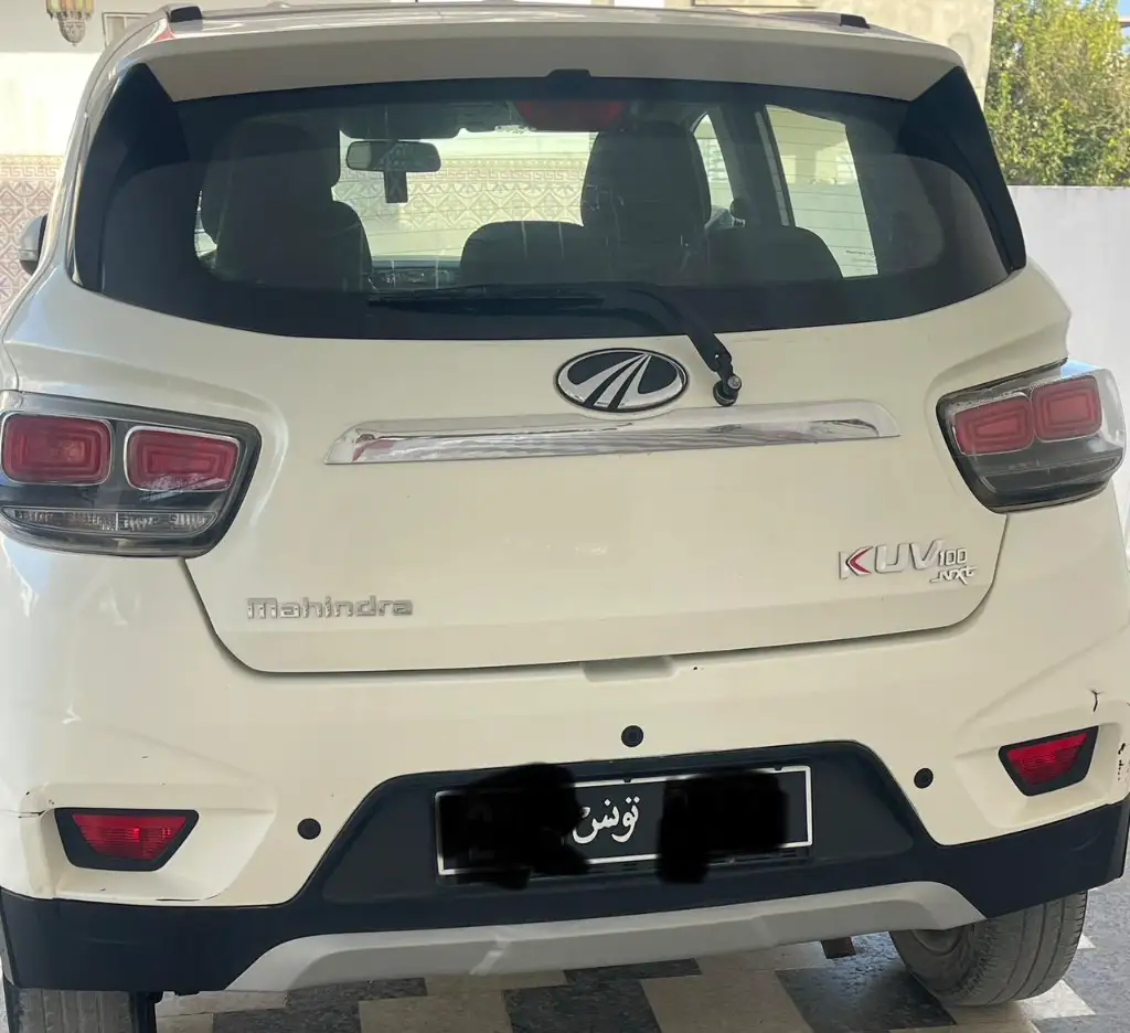 Mahindra KUV 100 - Photo 7