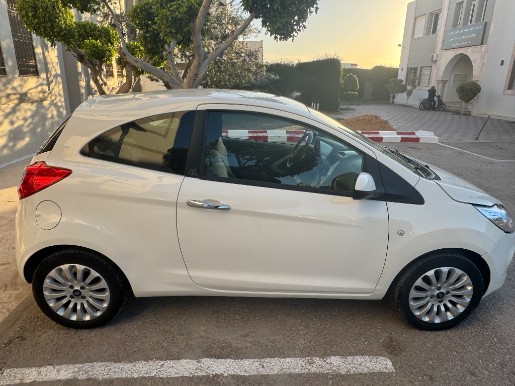 Ford KA - Photo 3