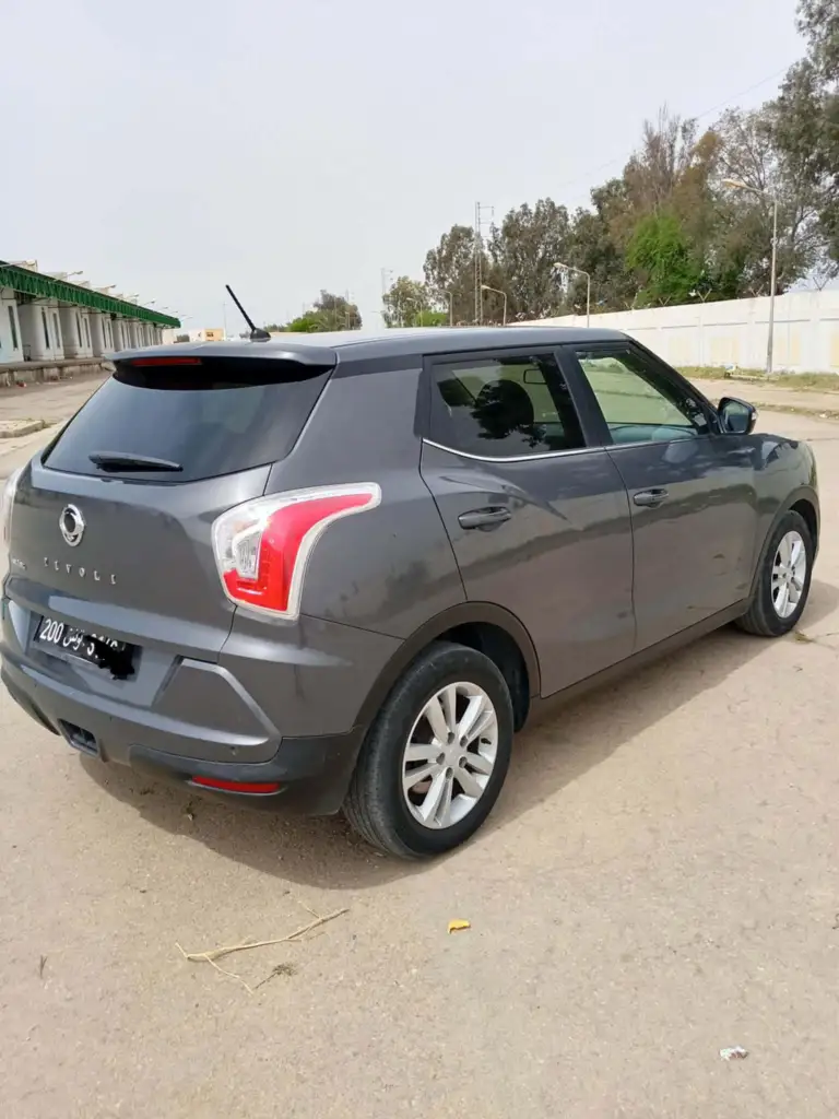Ssangyong Tivoli - Photo 9