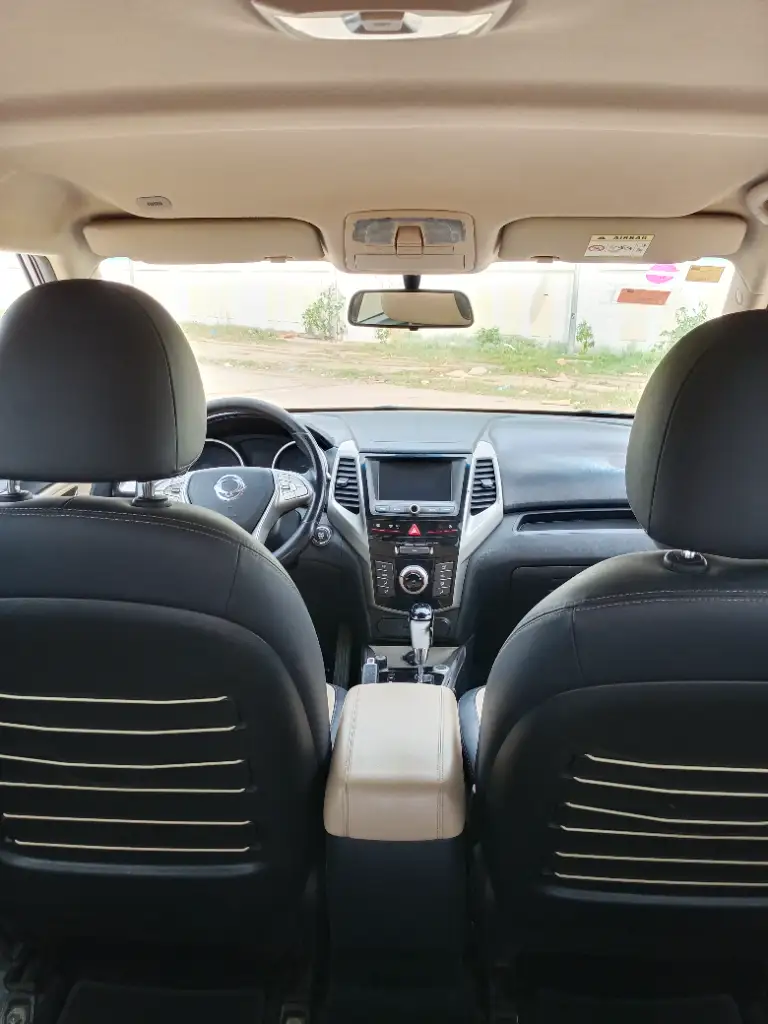Ssangyong Tivoli - Photo 10