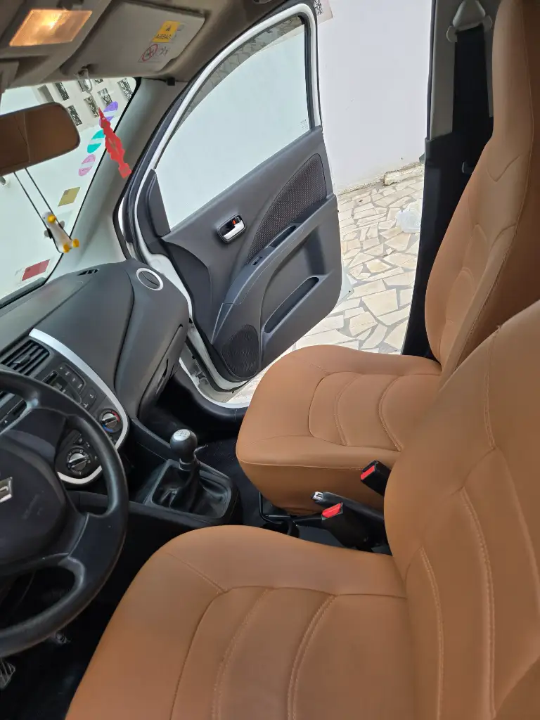 Suzuki Celerio - Photo 9