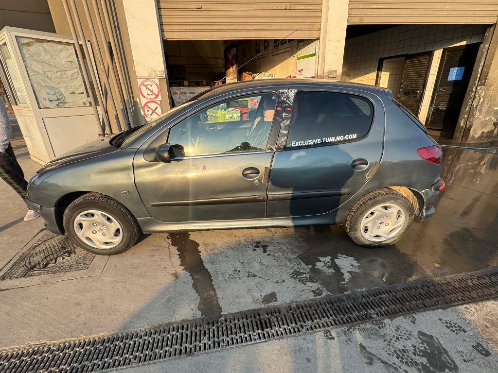 Peugeot 206 - Photo 3
