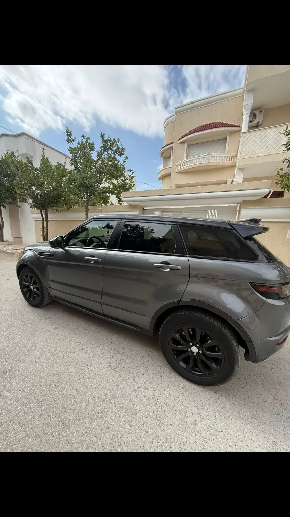 Land rover EVOQUE - Photo 2