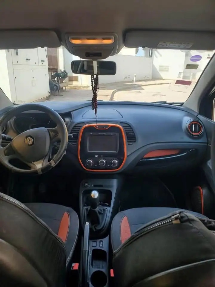 Renault Captur - Photo 2