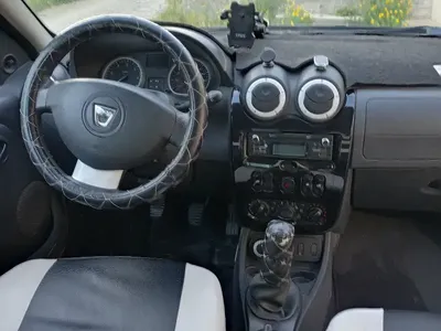 Dacia DUSTER - Photo 2