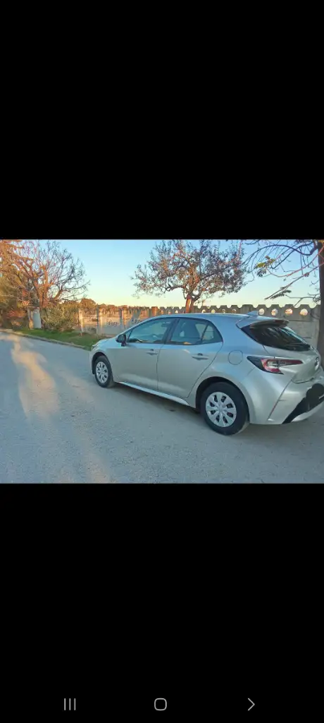Toyota Corolla - Photo 6