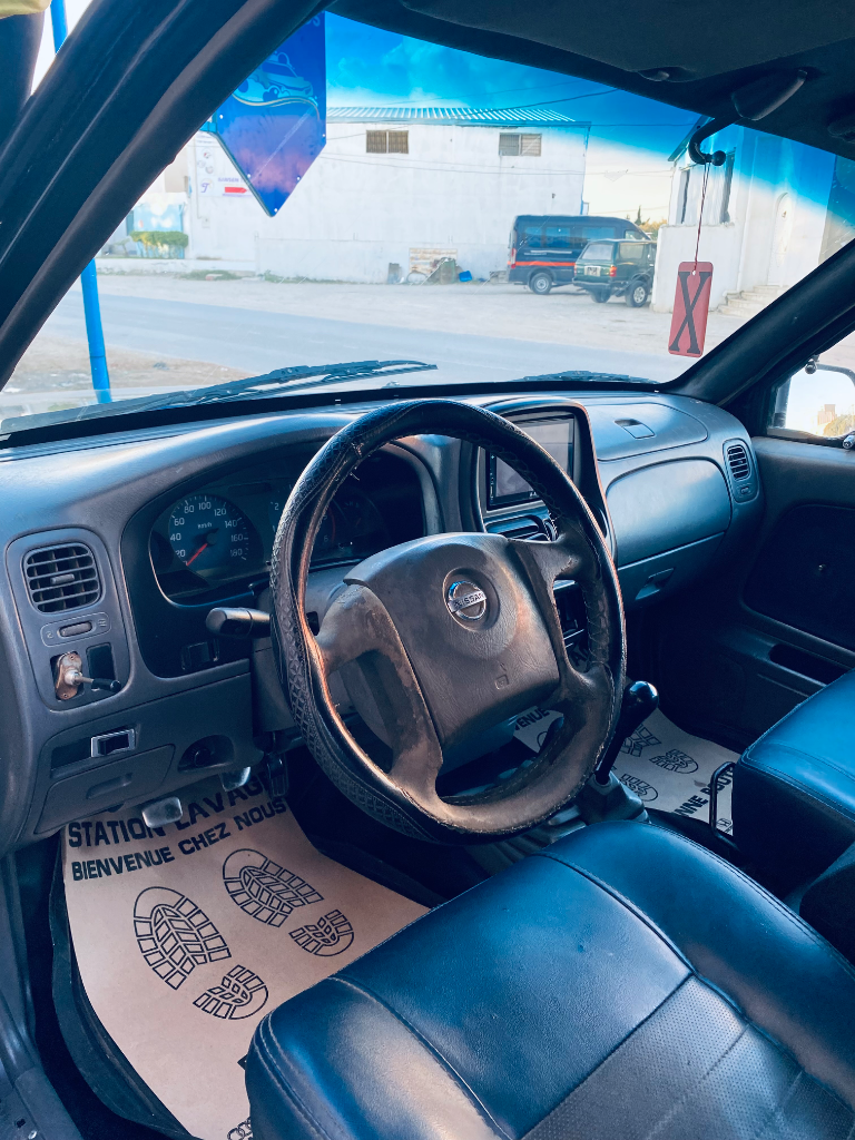 Nissan Navara - Photo 3