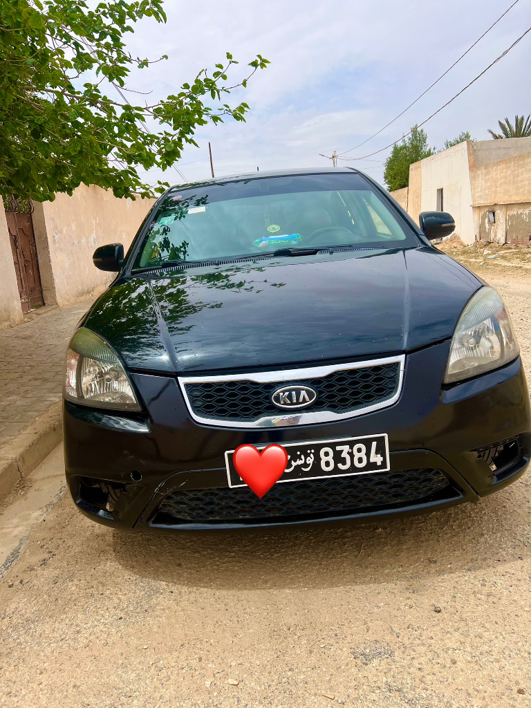 Kia RIO - Photo 3