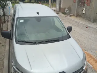 Renault Express 2024 24.695 km