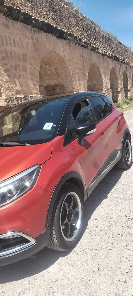 Renault Captur - Photo 2