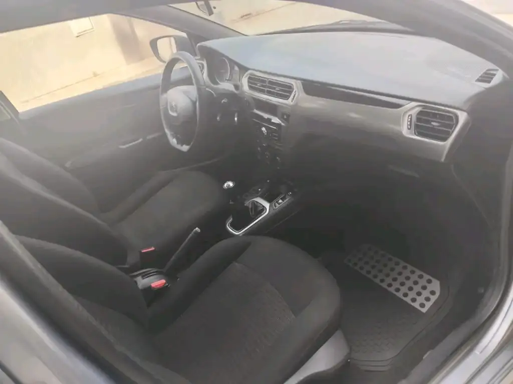 Peugeot 301 - Photo 6
