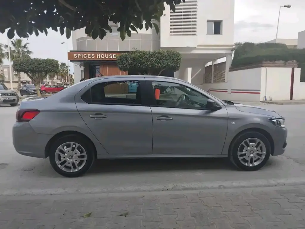 Peugeot 301 - Photo 9