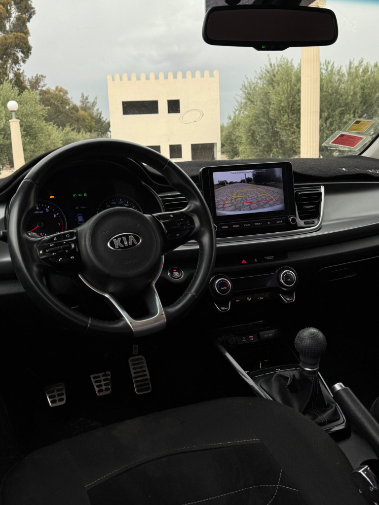 Kia RIO - Photo 6