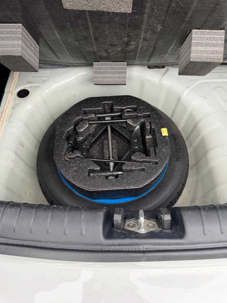 Kia RIO - Photo 8