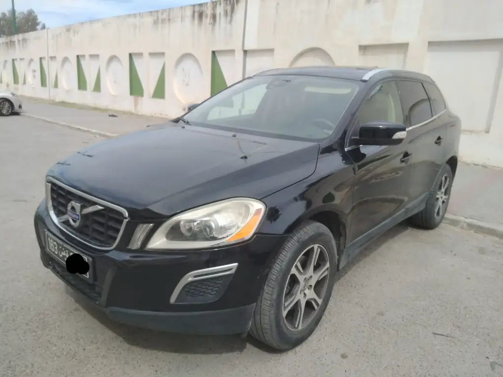 Volvo Xc60 - Photo 4