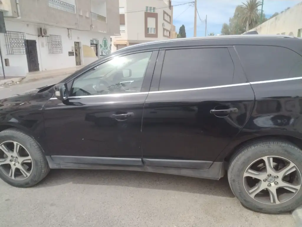 Volvo Xc60 - Photo 5
