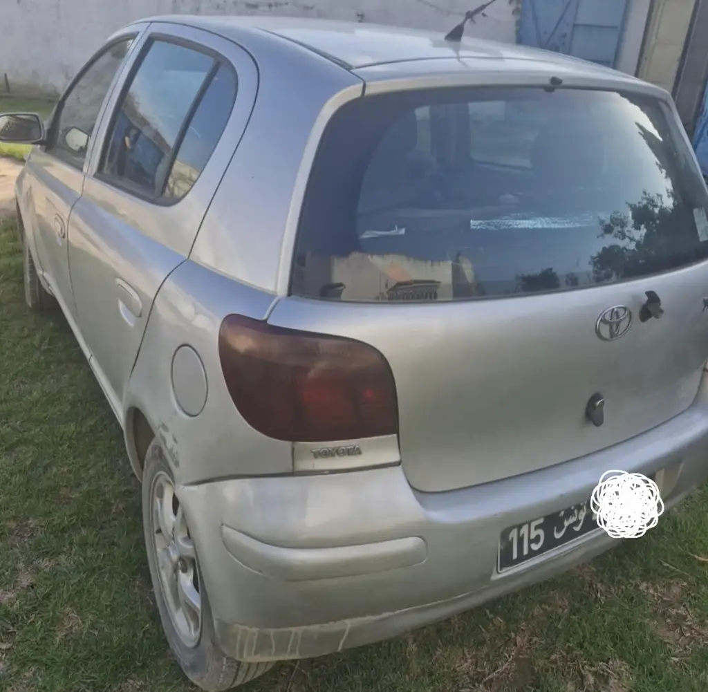 Toyota Yaris - Photo 2
