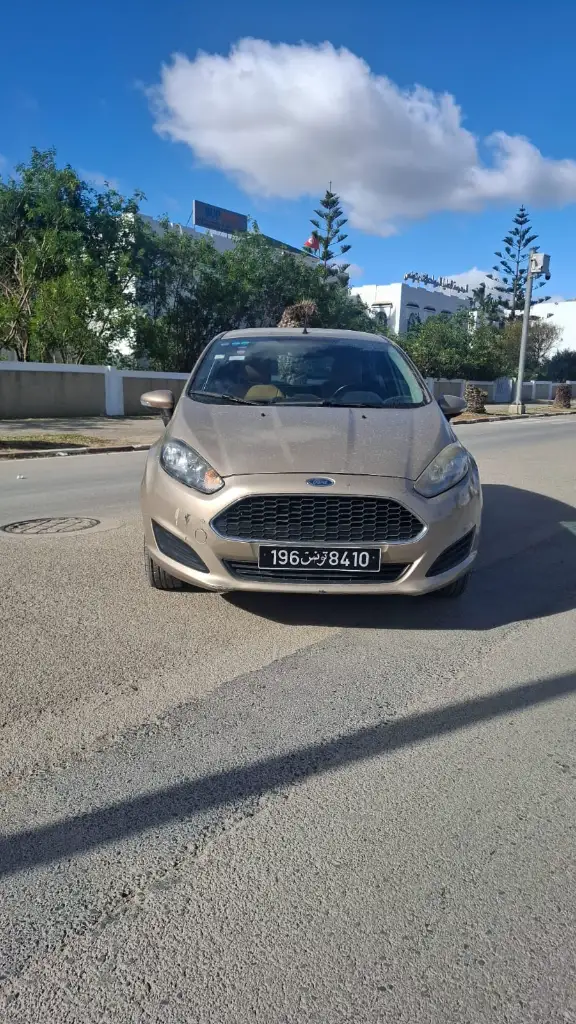 Ford FIESTA - Photo 6