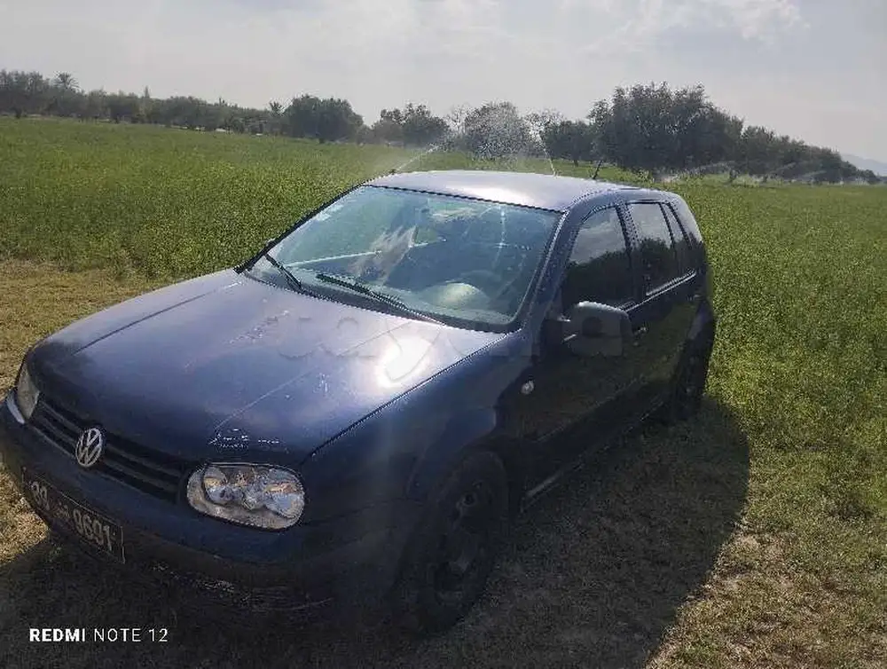 Volkswagen Golf 4 - Photo 2