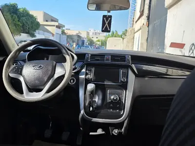 Mahindra KUV 100 - Photo 3