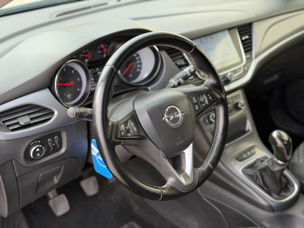 Opel Astra - Photo 5