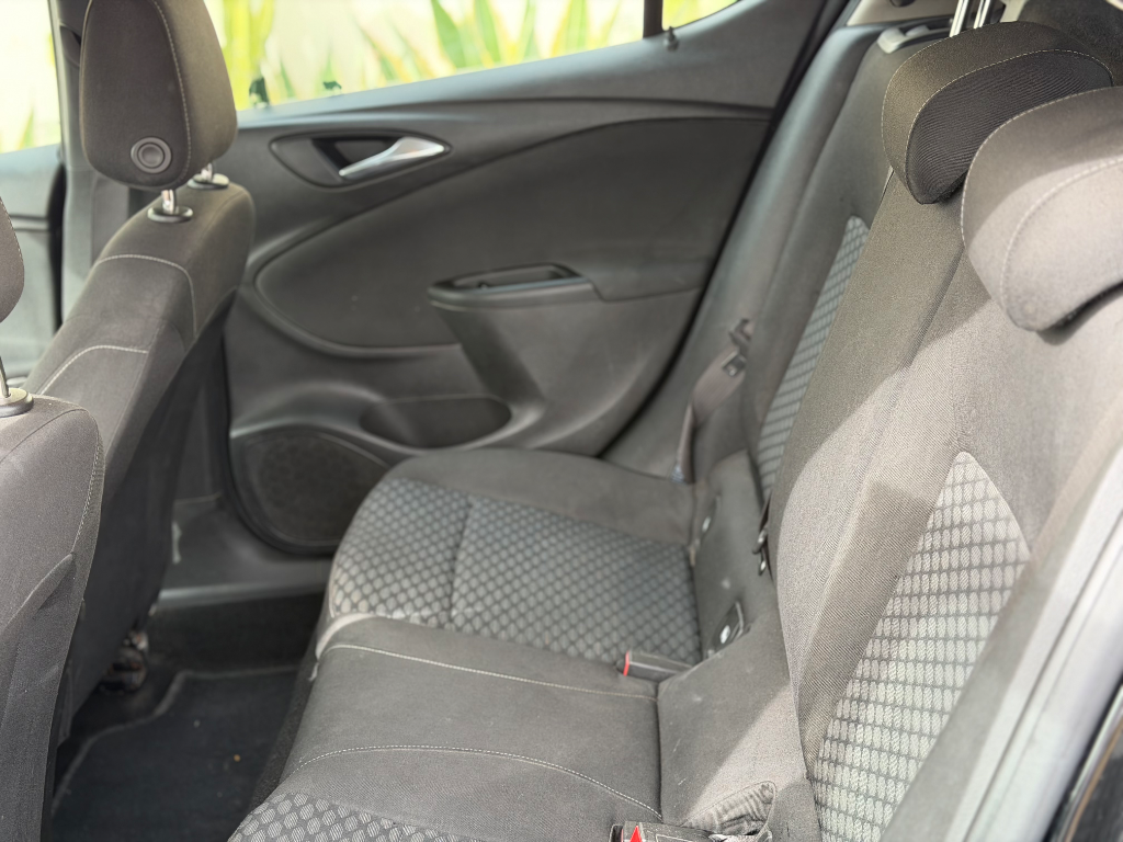 Opel Astra - Photo 6