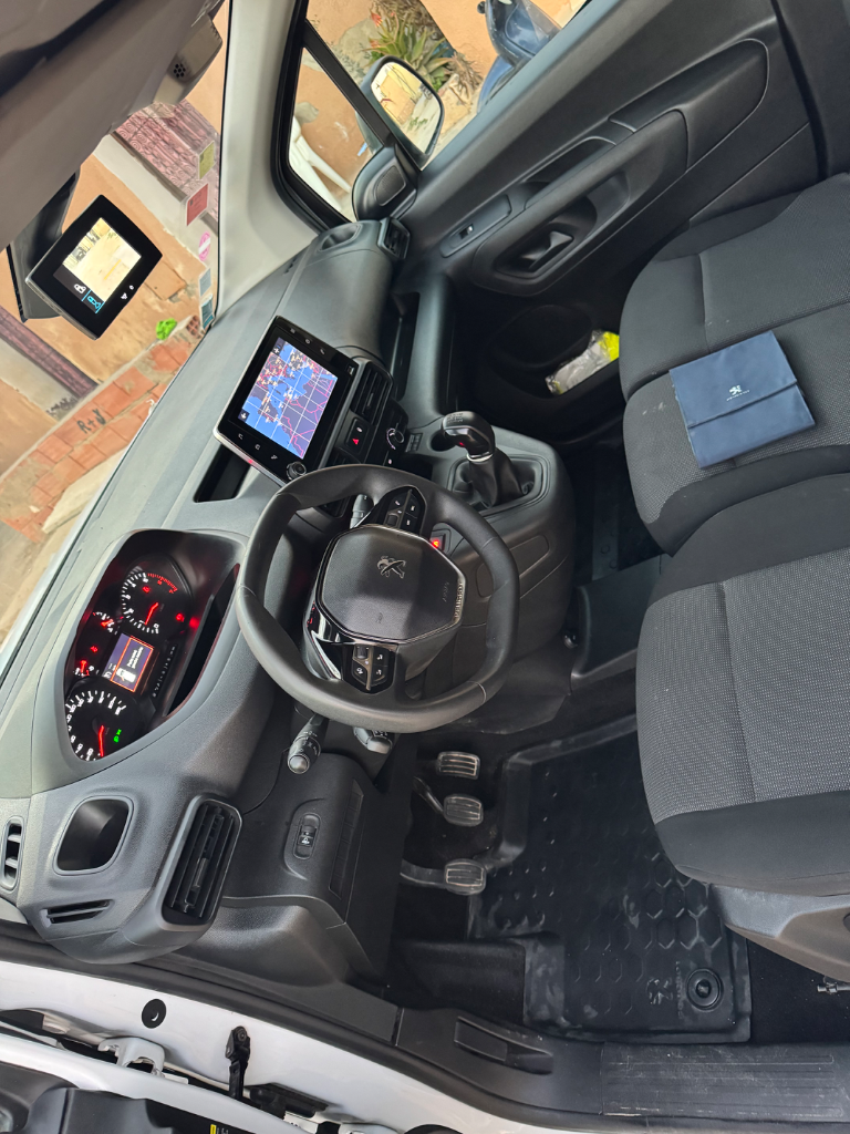 Peugeot Partner - Photo 6