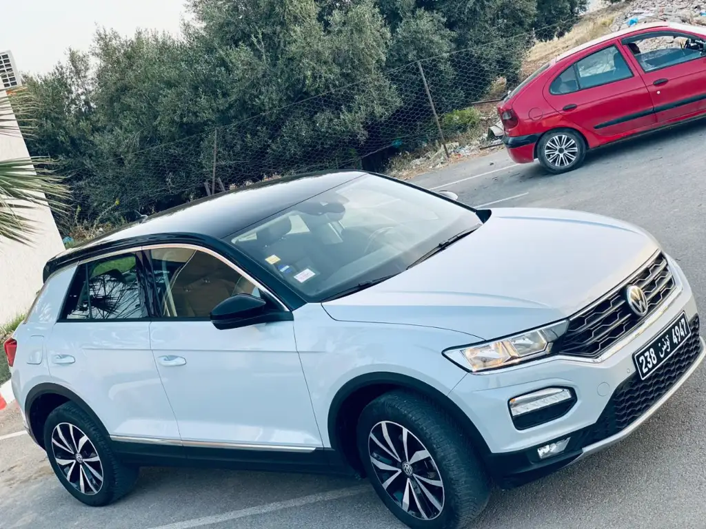Volkswagen T-Roc - Photo 5